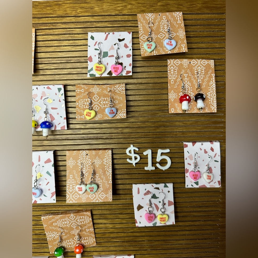 Handmade earrings ๐๐ - Picture 3 of 4
